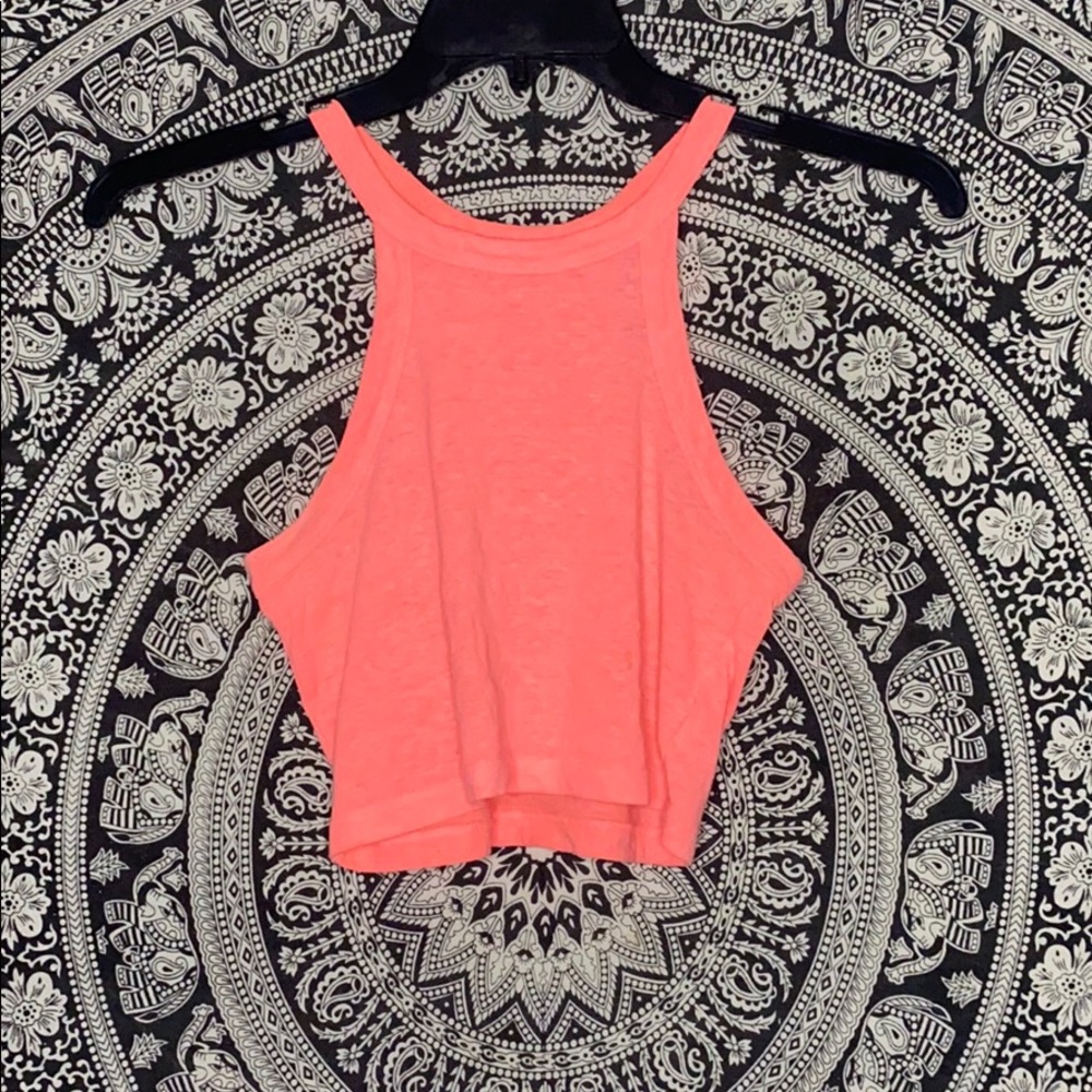 Crop top tank top